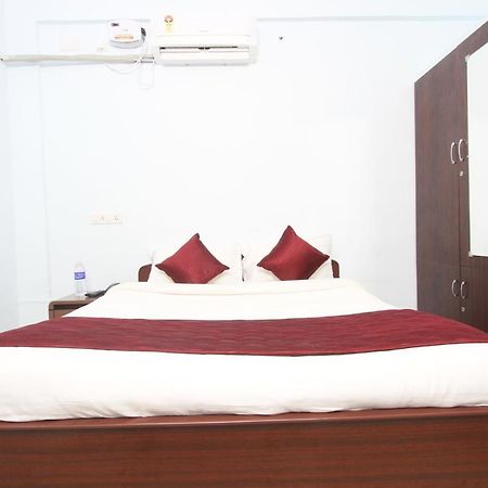 Naadi Family Homestay Танджавур Экстерьер фото